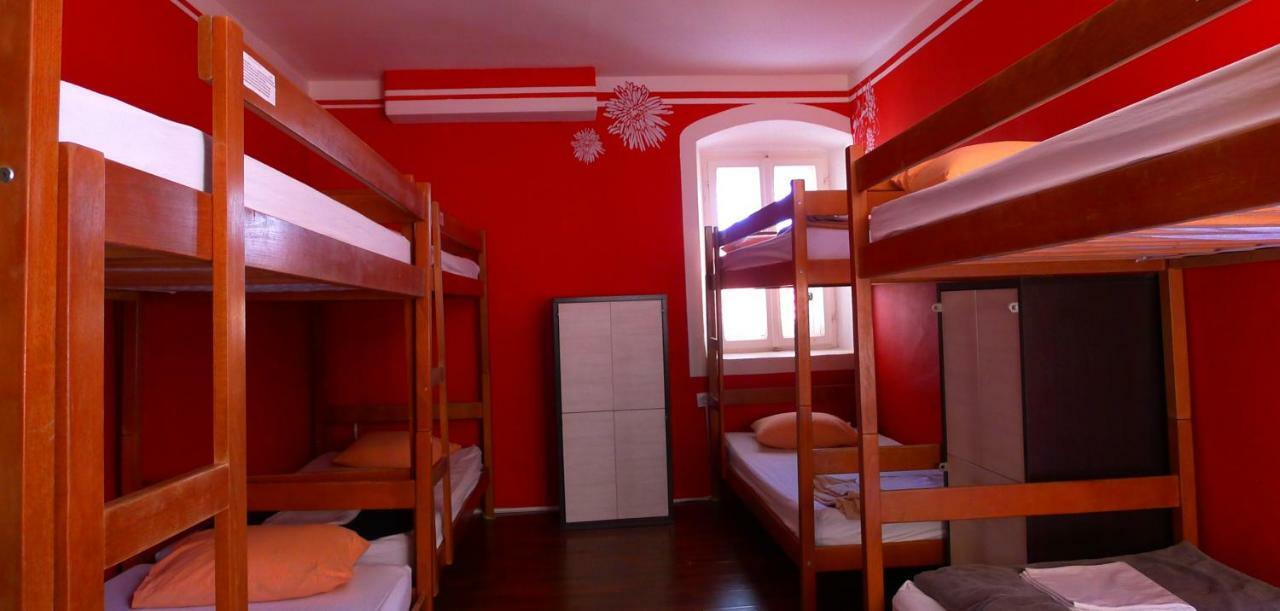 The Mellow Monkey Hostel Zadar Dış mekan fotoğraf